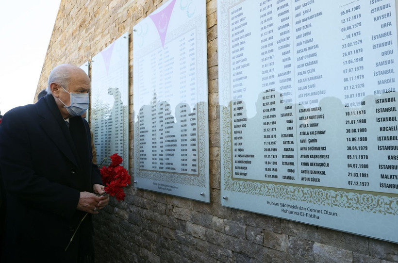 MHP Genel Başkanı Devlet Bahçeli Ülkücü Şehitler Anıtı'nı ziyaret etti - Resim: 2