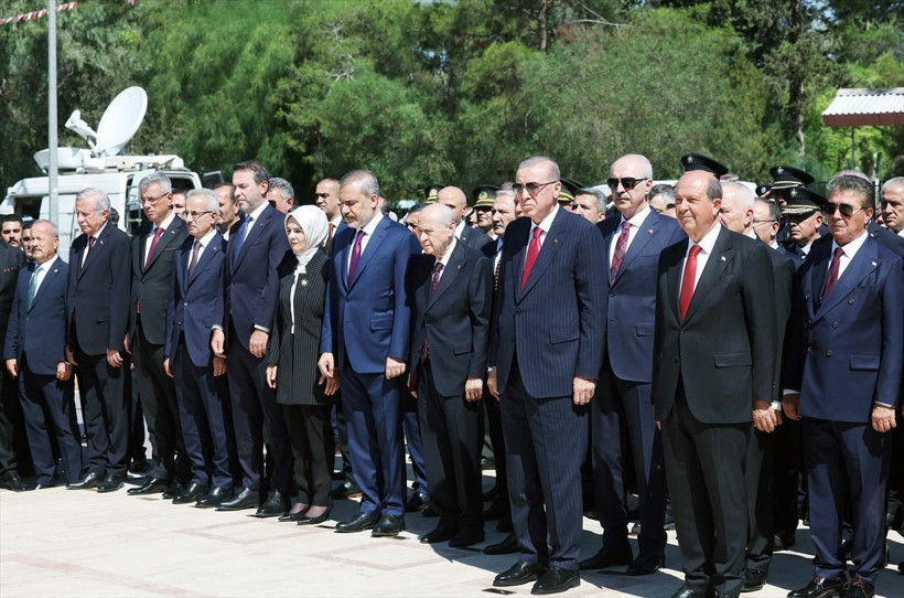 Cumhurbaşkanı Erdoğan, KKTC'de Atatürk Anıtı'na çelenk sundu - Resim: 3