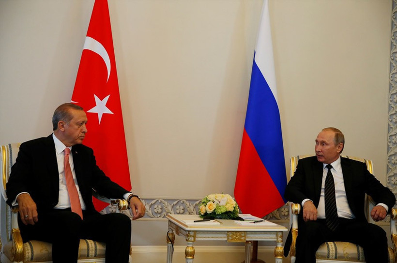 Putin ayakta bekledi Erdoğan böyle geldi dünya bunu izledi! - Resim: 2