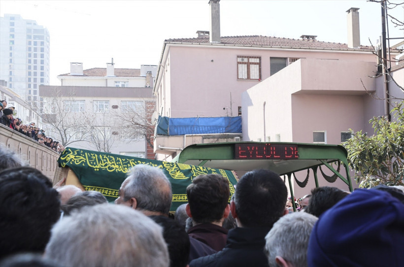 Kartal'da yürek yakan görüntü en küçük kurban toprağa verildi - Resim: 4