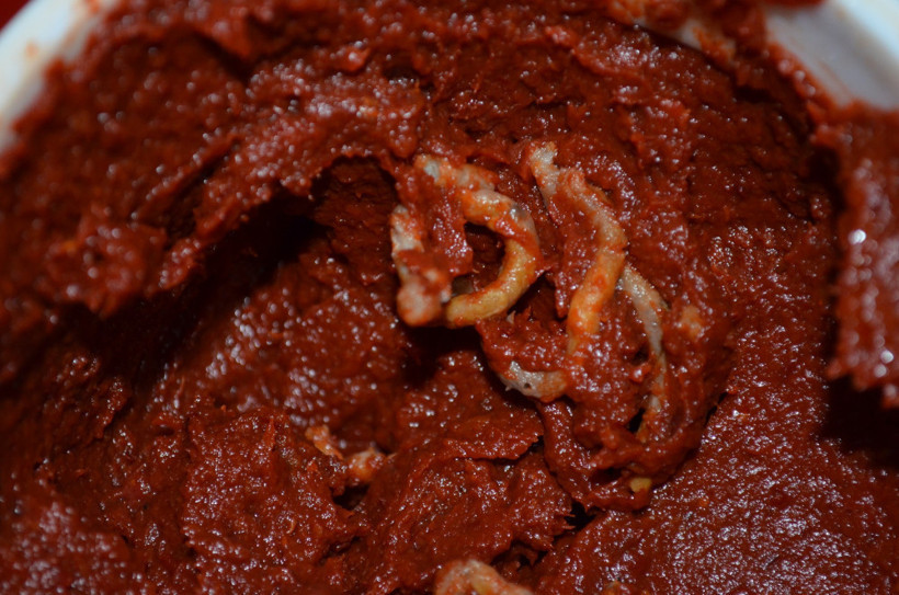 Bitlis'te aldığı salçadan çıkanlar şoke etti! Mideniz bulanacak - Resim: 3