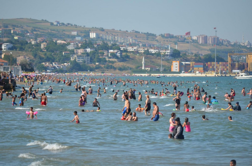 Tekirdağ'da plajlar doldu taştı - Resim: 3