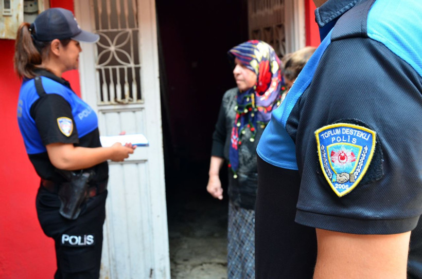 Adana polisinden boğulmalara karşı broşürlü uyarı! - Resim: 3