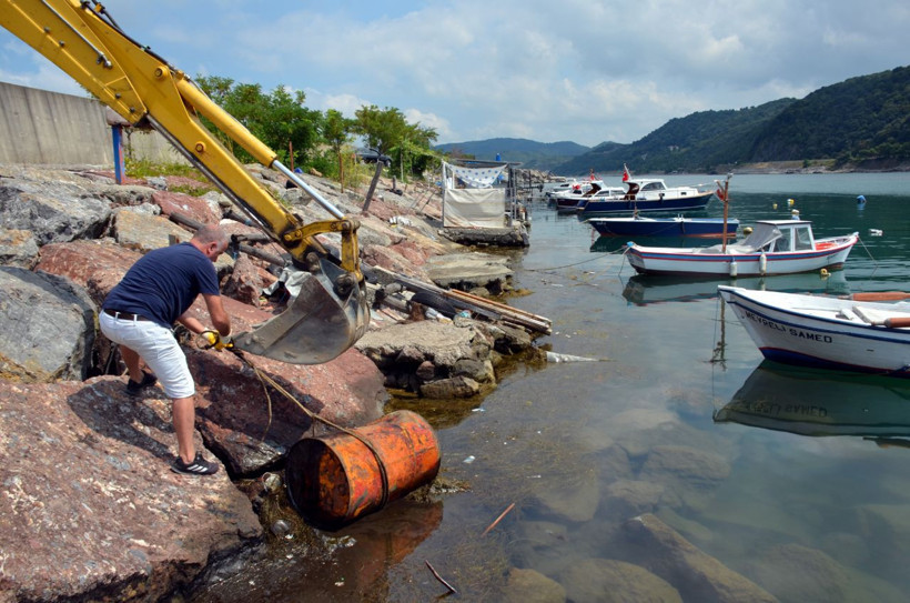 Zonguldak'ta Alaplı'da şüpheli varil paniği - Resim: 3