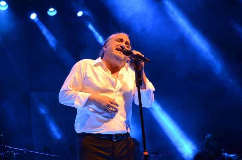 Volkan Konak müzisyen olmasını anne babasının yan odadaki sex'ine bağladı - Resim: 3