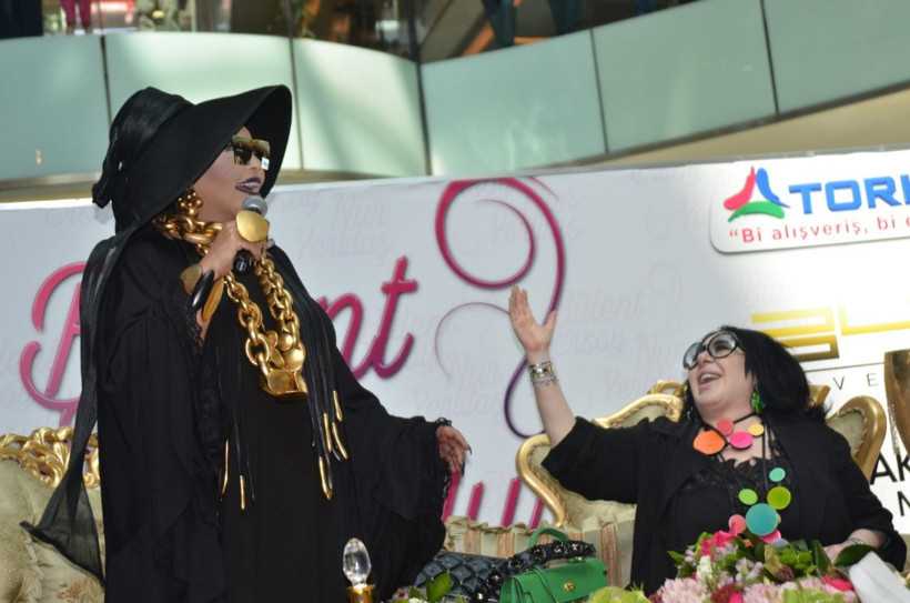 Bülent Ersoy kararını değiştirdi! Annesi Necla Poyraz yarın defnedilecek - Resim: 2