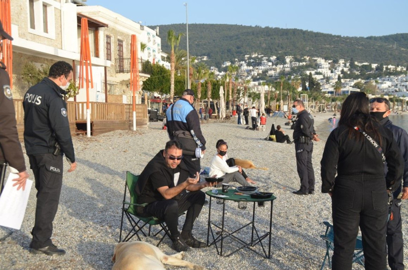 Korona vakaları artıyor şehirlerde peş peşe yasaklar geliyor! İşte il il yeni yasaklar - Resim: 4