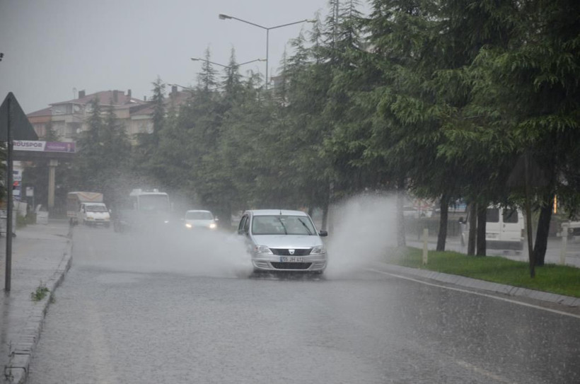 Meteoroloji uyardı beşi birden geliyor! Karadeniz ve diğer bölgelerde kuvvetli yağış - Resim: 2