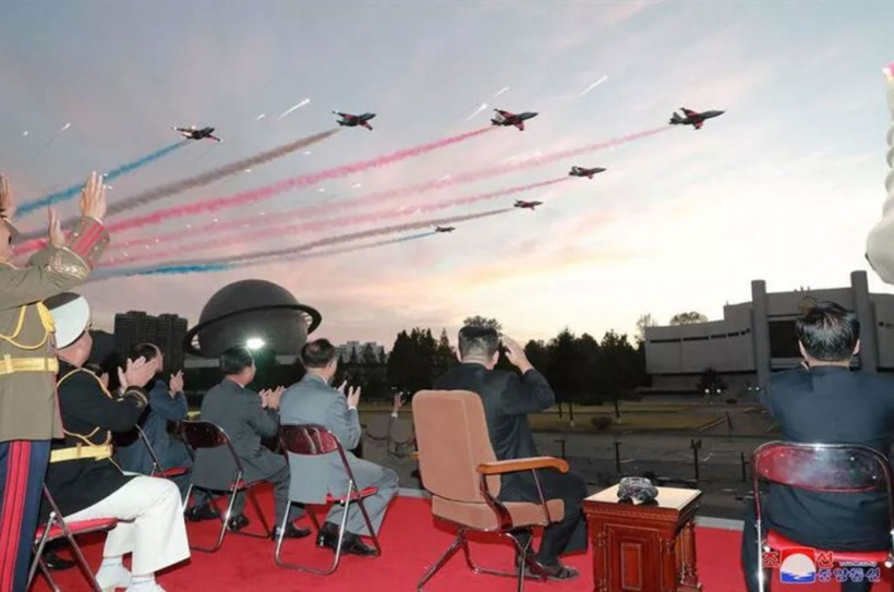 Kim Joung-Un füzelerle fotoğraf çektirip dünyayı diken üstüne oturttu! 'Yenilmez bir askeri güç kuracağım' - Resim: 4