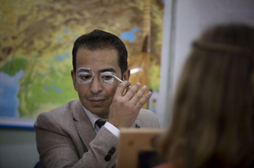 Samsun'da Mahir öğretmen kukla gösterisi ve şarkılarla ders işliyor - Resim: 4