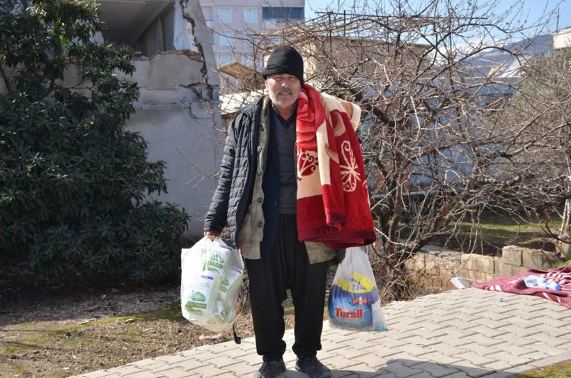 Deprem sonrası çekilen fotoğrafların acı hikayesi yürekleri dağladı - Resim: 2