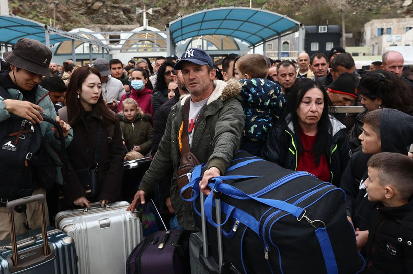 Ege'deki sismik hareketlilik! 9 bin kişi Santorini Adası'nı terk etti - Resim: 4