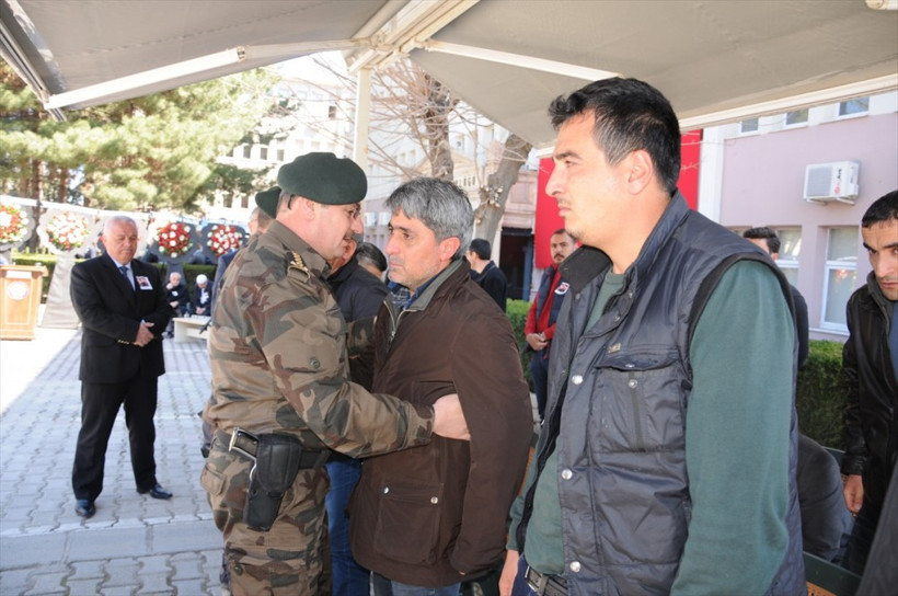 Nusaybin şehidi dua ve gözyaşlarıyla uğurlandı! - Resim: 4