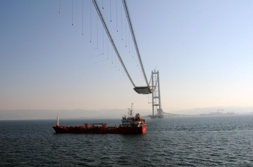 İzmit Körfezi Asma Köprüsü'nde sona doğru - Resim: 1