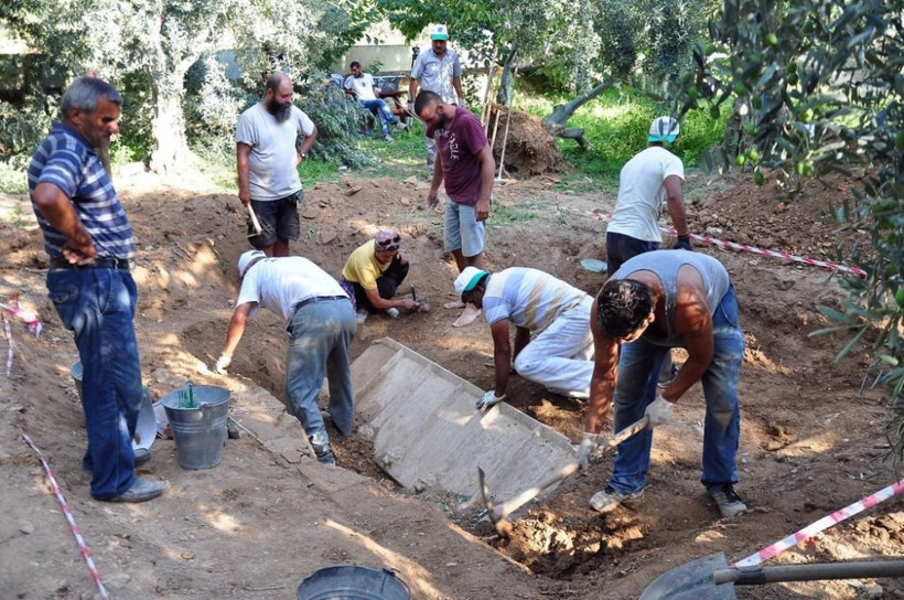 2 bin yıllık ölüler şehrindeki lahitte ne var açılıyor! - Resim: 3