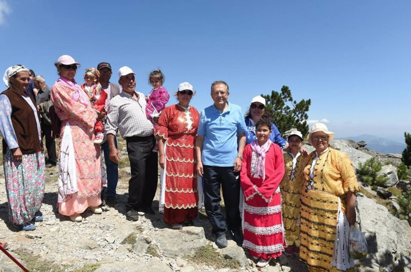 Başkan Uğur Yörük ve Türkmenleri yalnız bırakmadı - Resim: 2