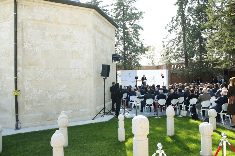 Cumhurbaşkanı Erdoğan Gül Baba Türbesi'nde - Resim: 3