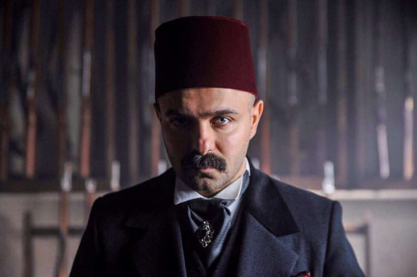 Show TV Çukur dizisi Çeto kimdir evli mi? Bakın nereli  - Resim: 2