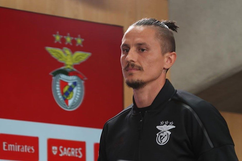 Fener ağırdan aldı Galatasaray Ljubomir Fejsa'yla anlaştı - Resim: 1