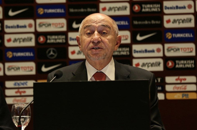 Nihat Özdemir 'ligler ertelenmeyecek' dedi futbol ailesi isyan etti - Resim: 1