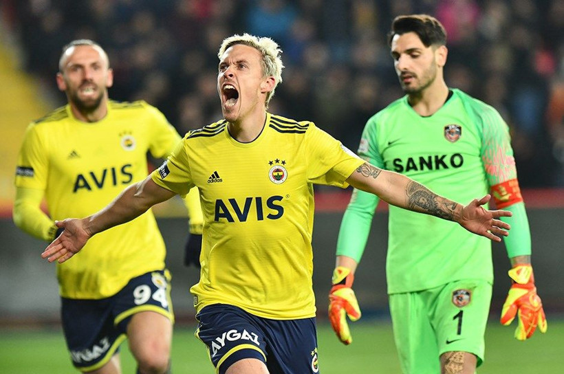 Fenerbahçe'de Max Kruse gerçeği şoke etti! Nargile içip poker oynuyordu - Resim: 2