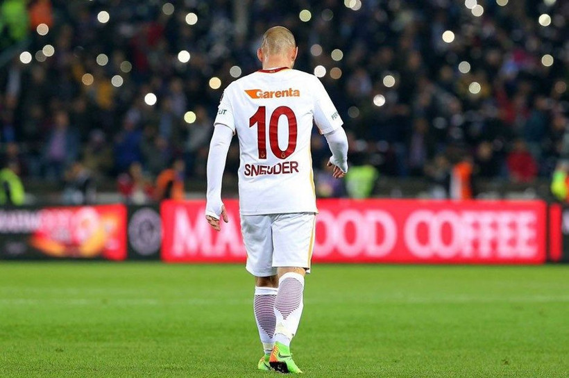 Wesley Sneijder'den itiraflar: İçki, kadınlar Yolanthe'yi kaybettim - Resim: 1
