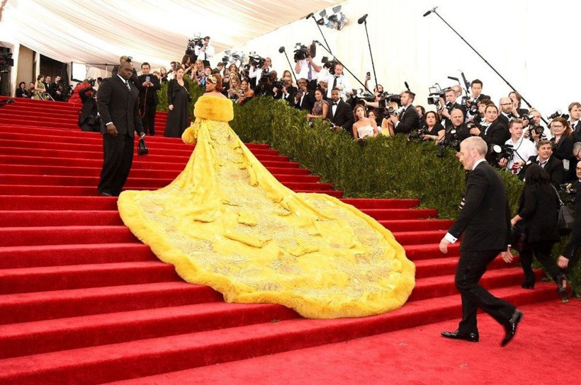 Rihanna'dan yıllar sonra MET Gala itirafı! Herkes gülecek diye... - Resim: 2