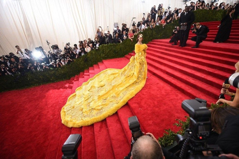 Rihanna'dan yıllar sonra MET Gala itirafı! Herkes gülecek diye... - Resim: 4