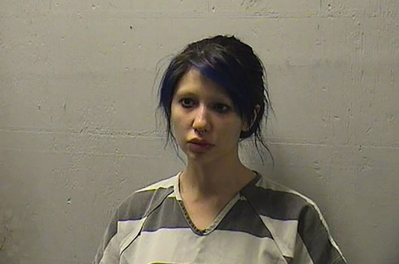 Rahip, kilisede iki kadınla porno film çekerken basıldı - Resim: 3