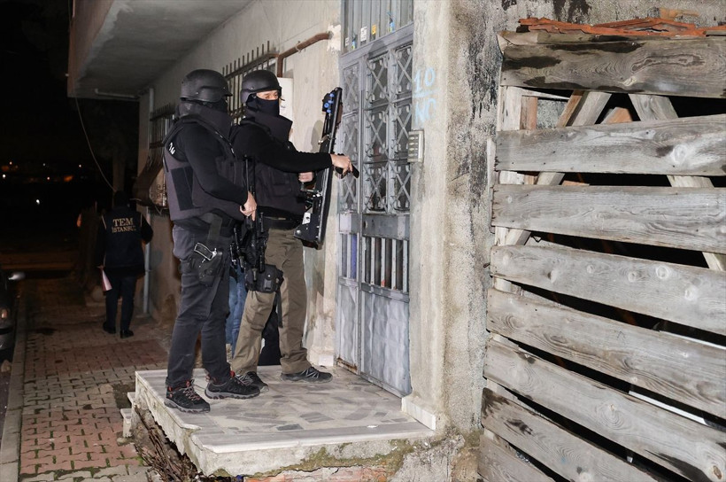 İstanbul ve Adana'da PKK'ya gece yarısı baskını! 51 kişi gözaltına alındı - Resim: 3