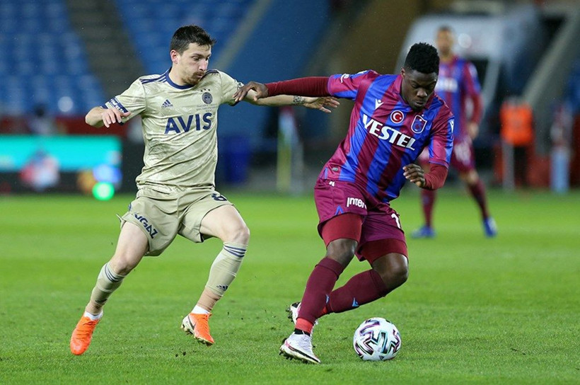 Fenerbahçeli yıldız için şok sözler: Yılın hayal kırıklığı oynamasa da olur - Resim: 2