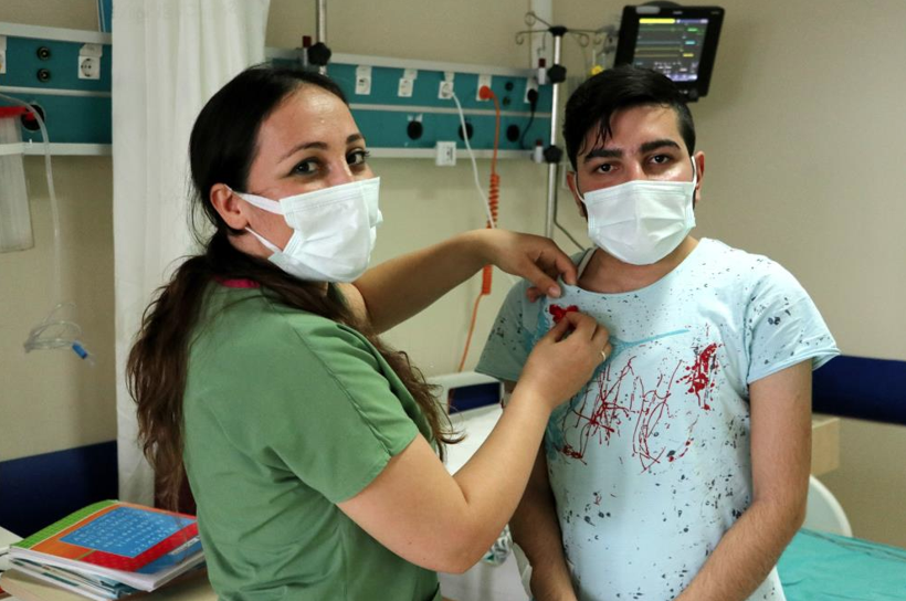 Adana'da 23 yaşındaki Emrullah’ın ilk öğretmeni Dilek hemşire oldu - Resim: 3