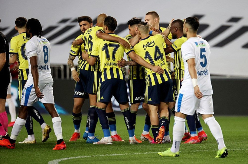 Fenerbahçe Erzurumspor maçı sonrası olay yorum: Emre Belözoğlu gelecekteki hocaysa yanlış olur - Resim: 2