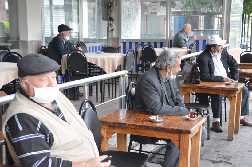 Restoran ve kafelerde müşteri sevinci! ‘Normalleşme'de ilk gün böyle yansıdı - Resim: 3