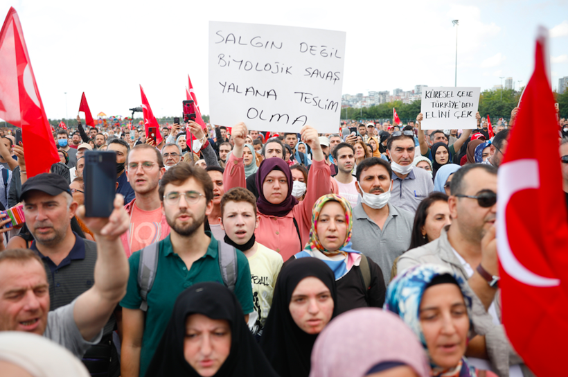 Koronavirüs aşı karşıtları 'Büyük Uyanış mitingi' için Maltepe'de buluştu! Cumhurbaşkanı Erdoğan'a One Minute çağrısı - Resim: 2