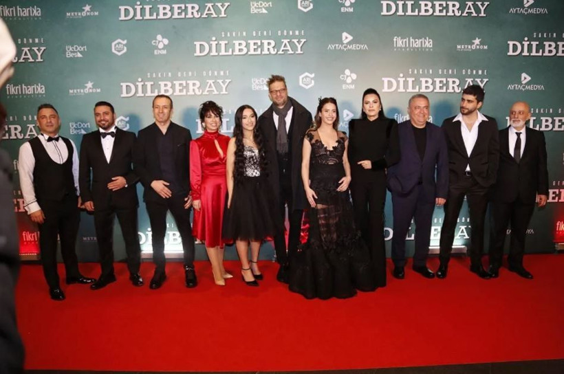 Arda Kural'ın son hali inanılmaz gören tanıyamadı Dilber Ay filminin galasında artaya çıktı - Resim: 2