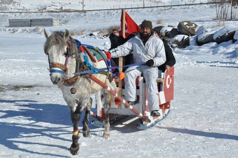 Yabancı turistler akın etti! Kars'ta görenler şaştı kaldı: Benim için güzel bir duyguydu - Resim: 9