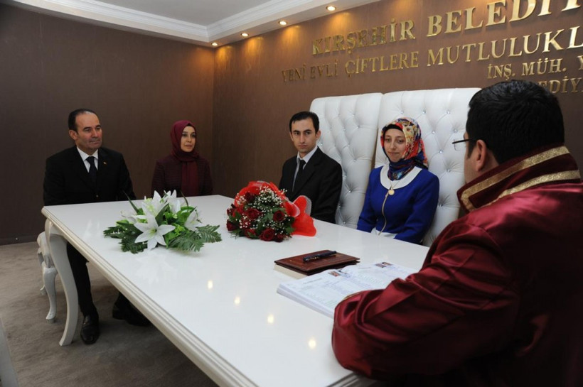 Toma şoförünün ilginç nikahı şaşırttı! - Resim: 1