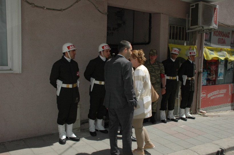 Oğlunun acı haberini böyle aldı! En acı an - Resim: 3