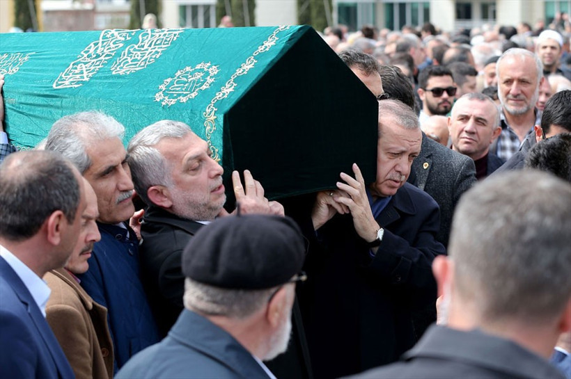  Erdoğan, Abdurrahman Külünk'ün cenaze törenine katıldı - Resim: 1