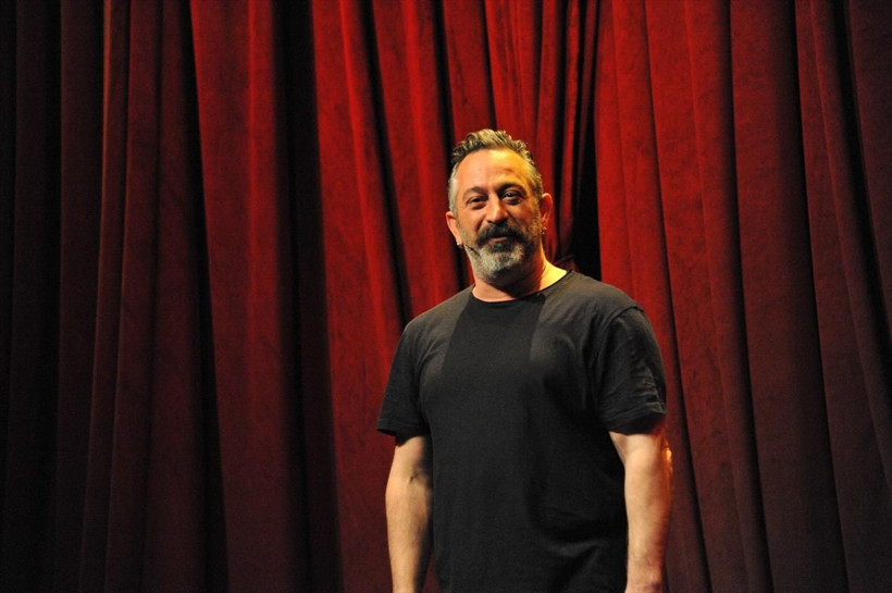 Cem Yılmaz 'ahlaksız buluyorum' deyip isyan etti: 1 tane oyumuz var - Resim: 2