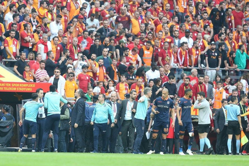 Başakşehir'den flaş Fatih Terim hamlesi! Olay pankarta bakın - Resim: 2