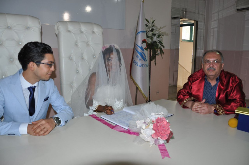 Denizlili genç babasının vasiyetini Afrikalı kızla evlenerek yerine getirdi - Resim: 3