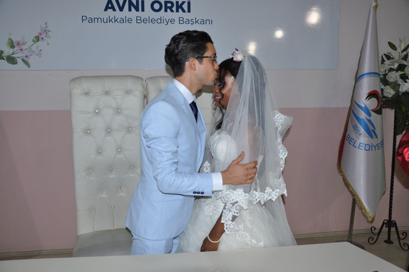 Denizlili genç babasının vasiyetini Afrikalı kızla evlenerek yerine getirdi - Resim: 4