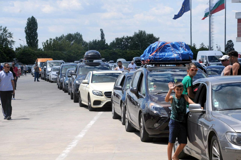 Edirne Kapıkule'de gurbetçi akını - Resim: 1