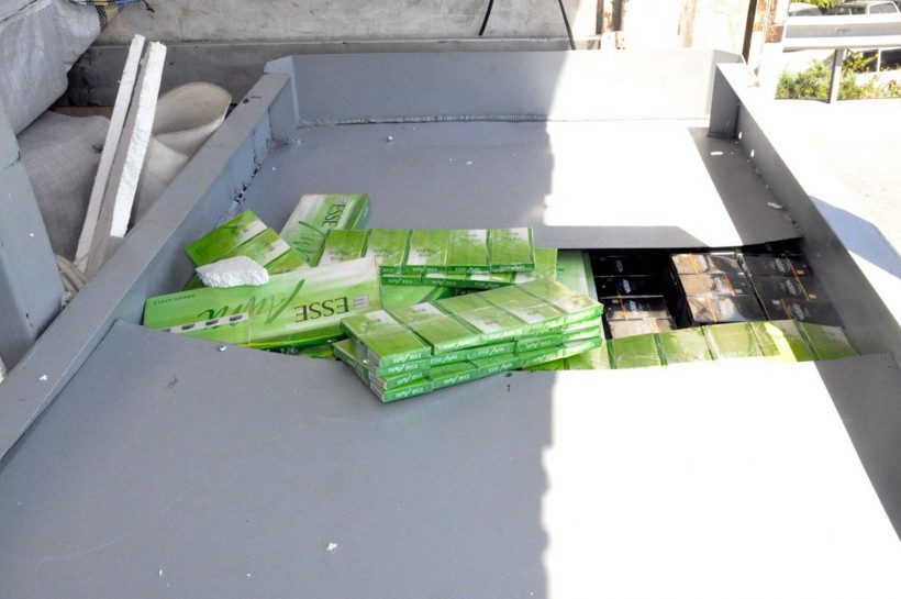 Ankara'da kaçak sigara operasyonu! Dondurma dolabında 20 bin paket ele geçirildi - Resim: 2