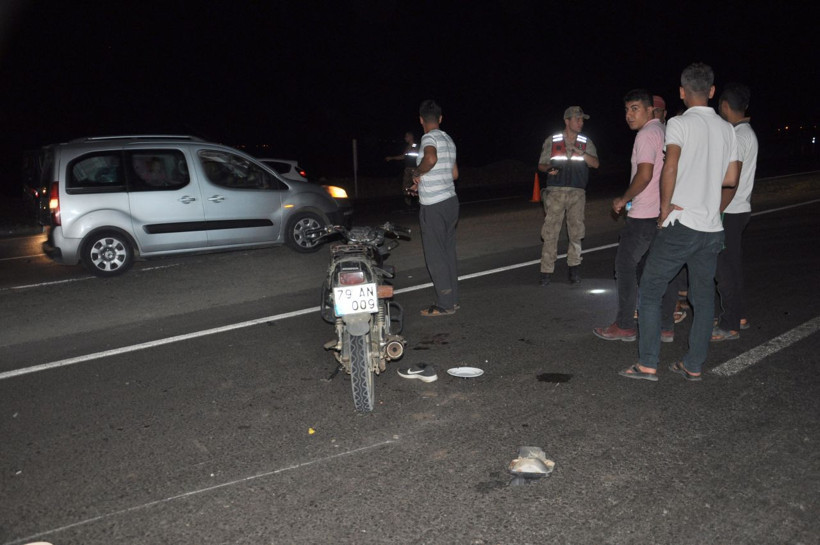 Gaziantep'te motosikletler çarpıştı: 1 kişi öldü 4 yaralı var - Resim: 4