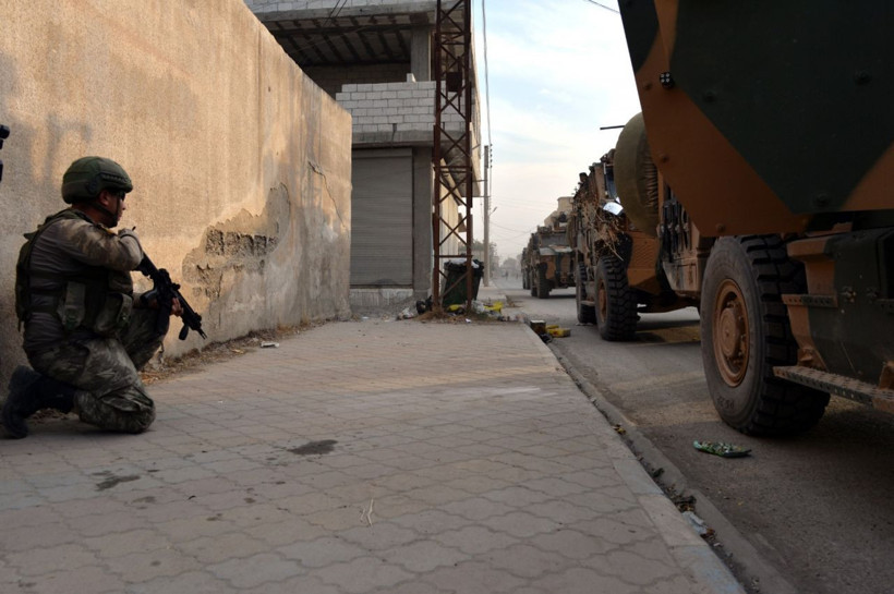 Barış Pınarı Harekatı'nda etkisiz hale getirilen terörist sayısı 702'ye ulaştı - Resim: 4