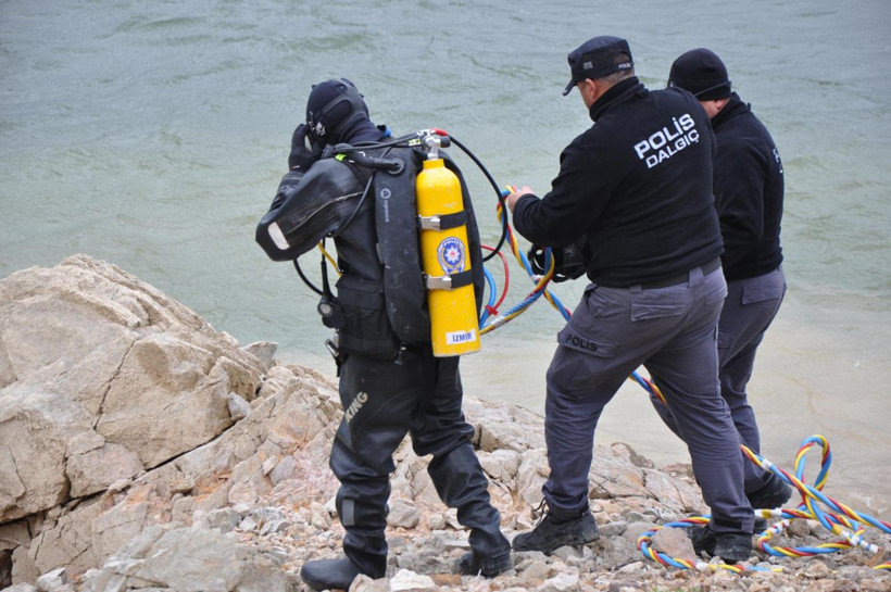 Manisa'da arama yapılan baraj göletinde bir vücut parçası daha bulundu - Resim: 2