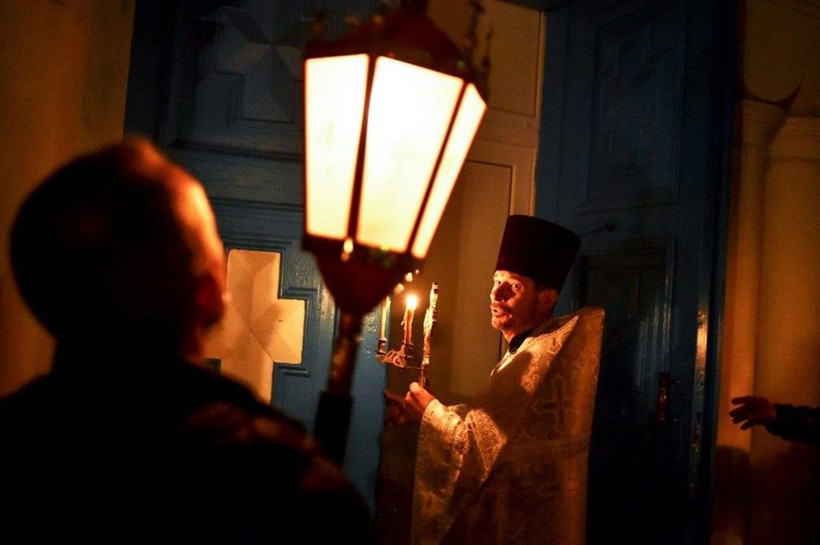 Koronavirüse önlem almayan Belarus'ta Paskalya'dan şok görüntüler - Resim: 3